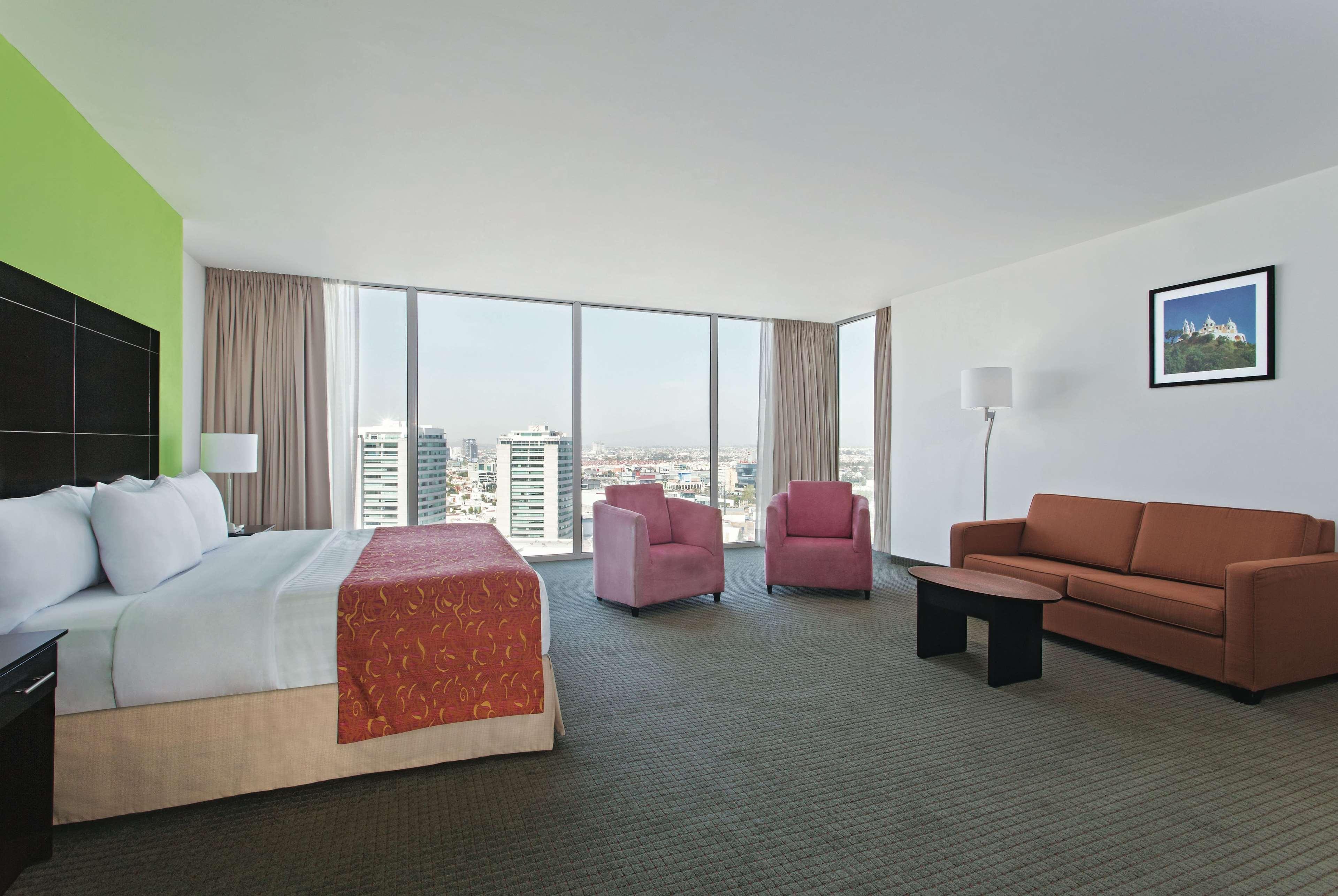 Hotel La Quinta By Wyndham Puebla Palmas Angelopolis Esterno foto