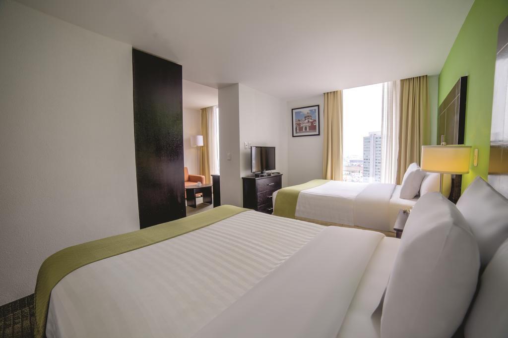 Hotel La Quinta By Wyndham Puebla Palmas Angelopolis Esterno foto